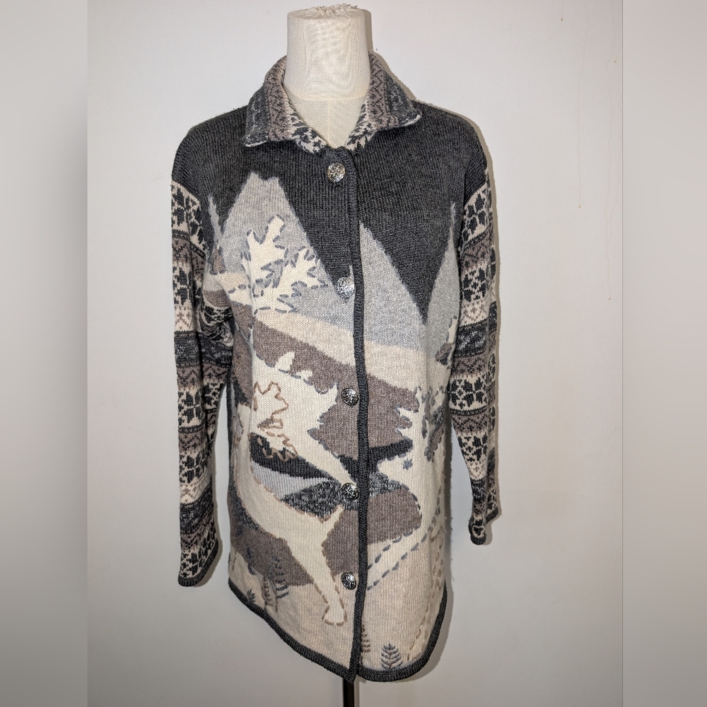 Vintage Neutral Grey/Brown Patterned "Reindeer" Wool Blend Cardigan